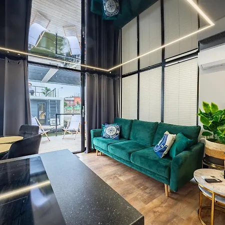 Energyapart Aqua Na Wodzie Houseboat * Stettin