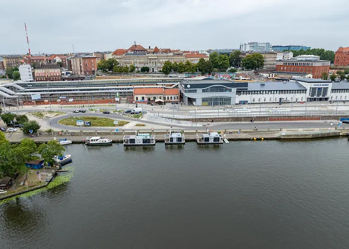 Energyapart Aqua Na Wodzie Houseboat *