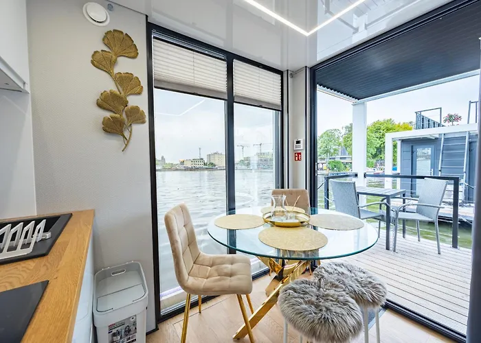 Apartment Energyapart Aqua Na Wodzie Houseboat *