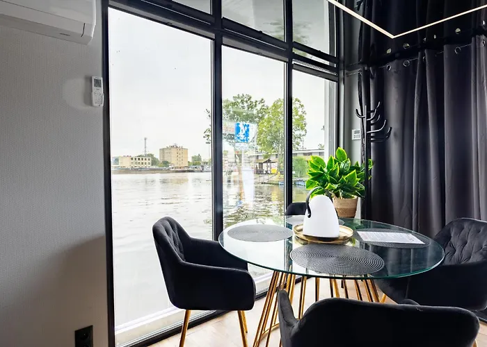 Apartment Energyapart Aqua Na Wodzie Houseboat *