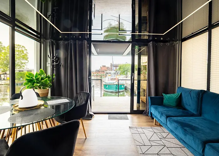 Energyapart Aqua Na Wodzie Houseboat